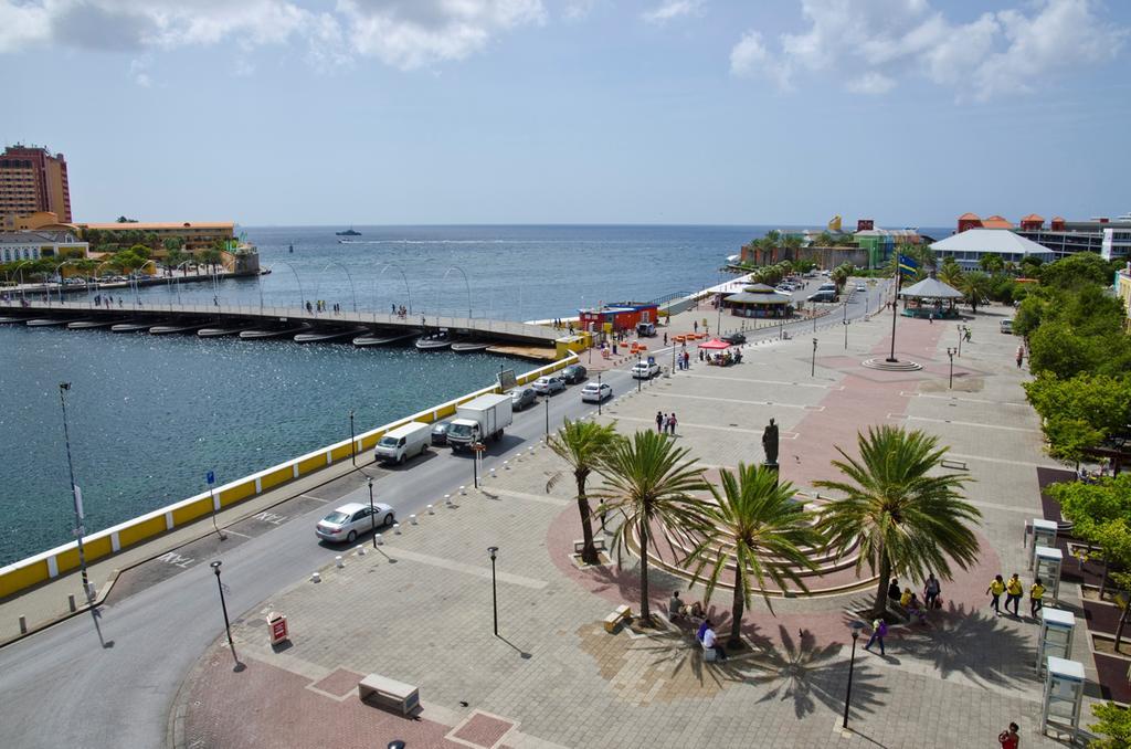 Otrobanda Hotel Willemstad Bagian luar foto